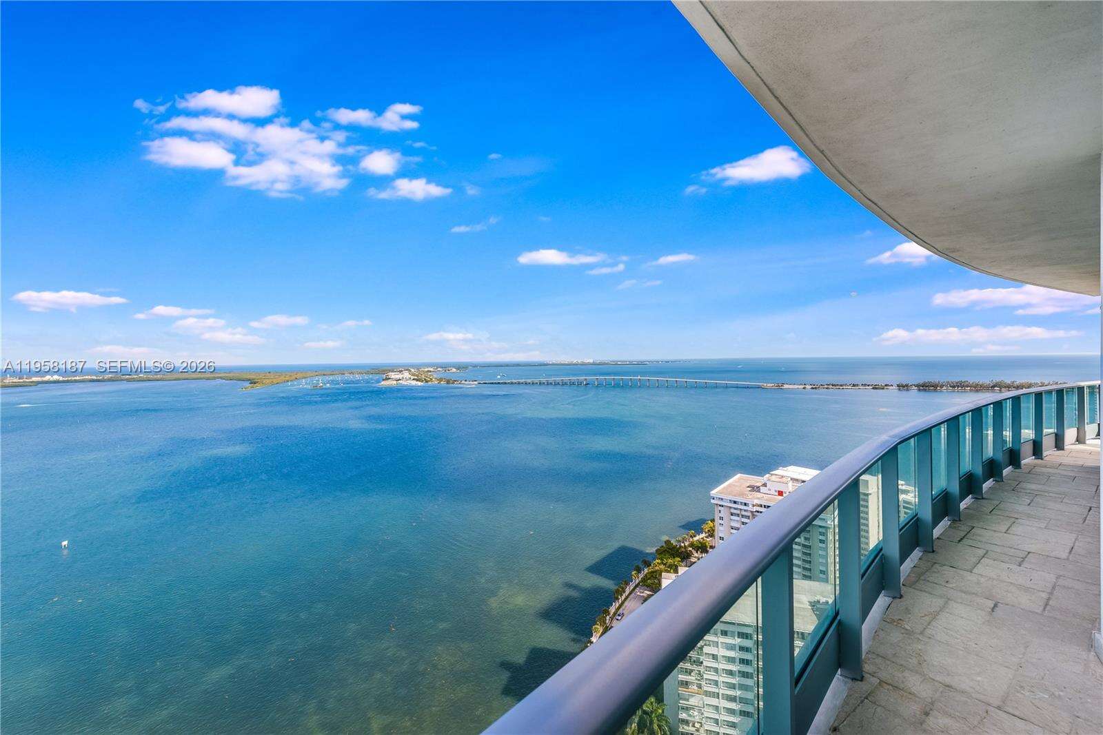Jade At Brickell Bay at 1331 Brickell Bay Dr, Miami, FL 33131 - For Rent photo 34