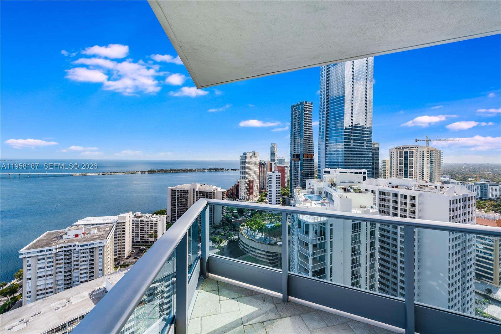 Jade At Brickell Bay at 1331 Brickell Bay Dr, Miami, FL 33131 - For Rent photo 35