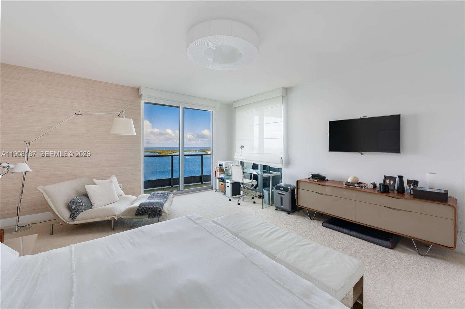 Jade At Brickell Bay at 1331 Brickell Bay Dr, Miami, FL 33131 - For Rent photo 41