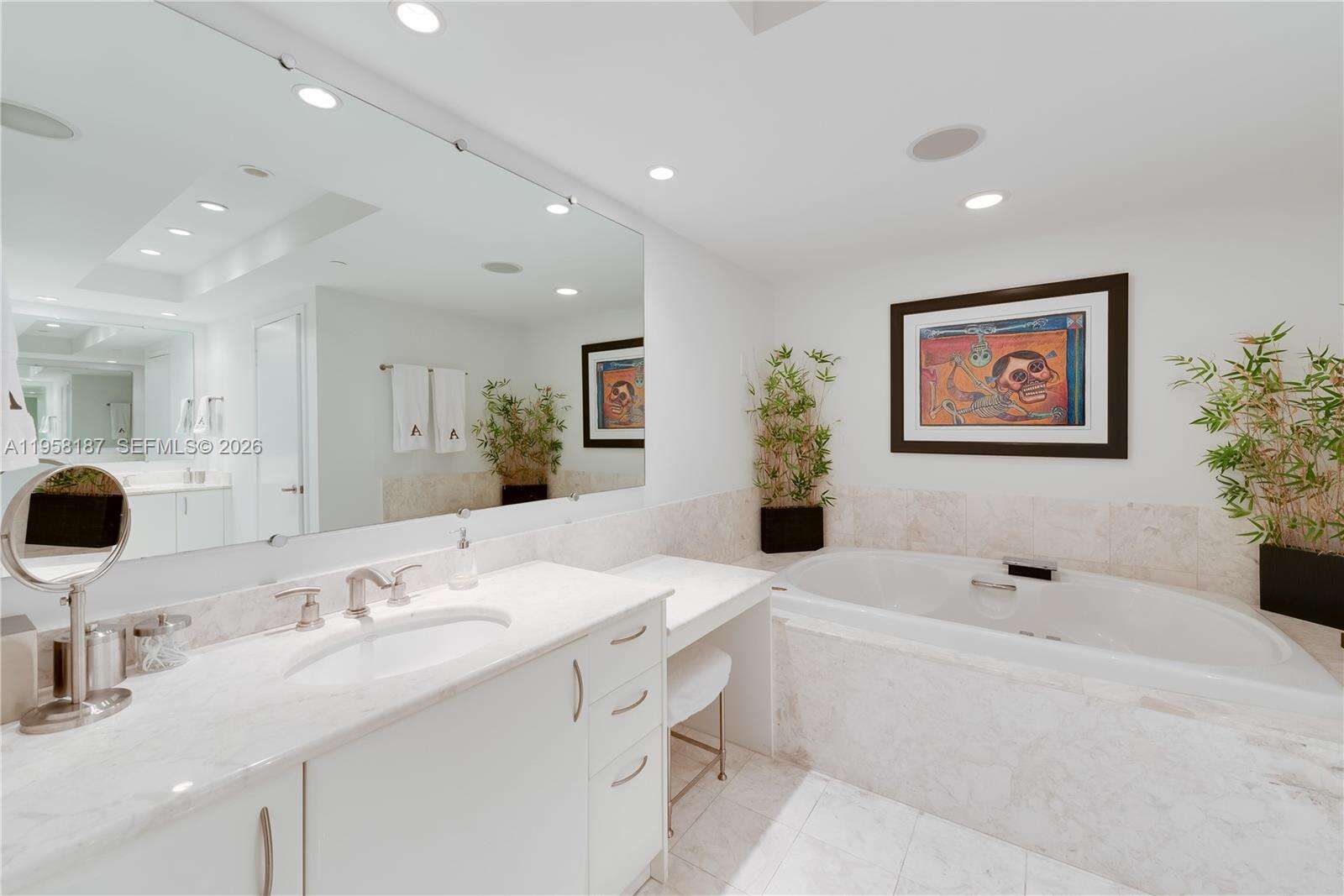 Jade At Brickell Bay at 1331 Brickell Bay Dr, Miami, FL 33131 - For Rent photo 42