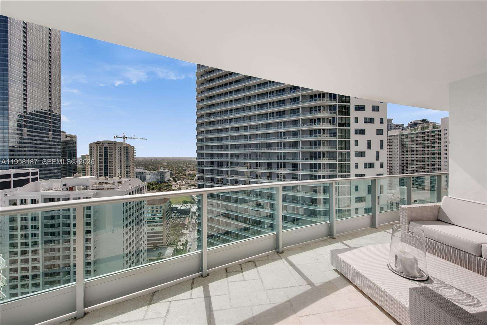 Jade At Brickell Bay at 1331 Brickell Bay Dr, Miami, FL 33131 - For Rent photo 8
