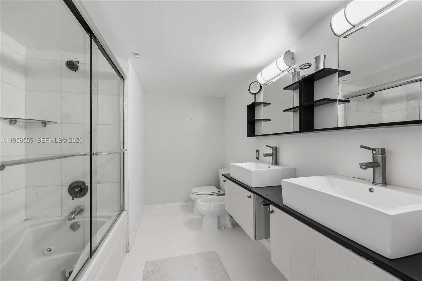 ARMITAGE PLACE NO 3 - 300 Euclid Ave, Miami Beach, FL 33139 | Picture 13