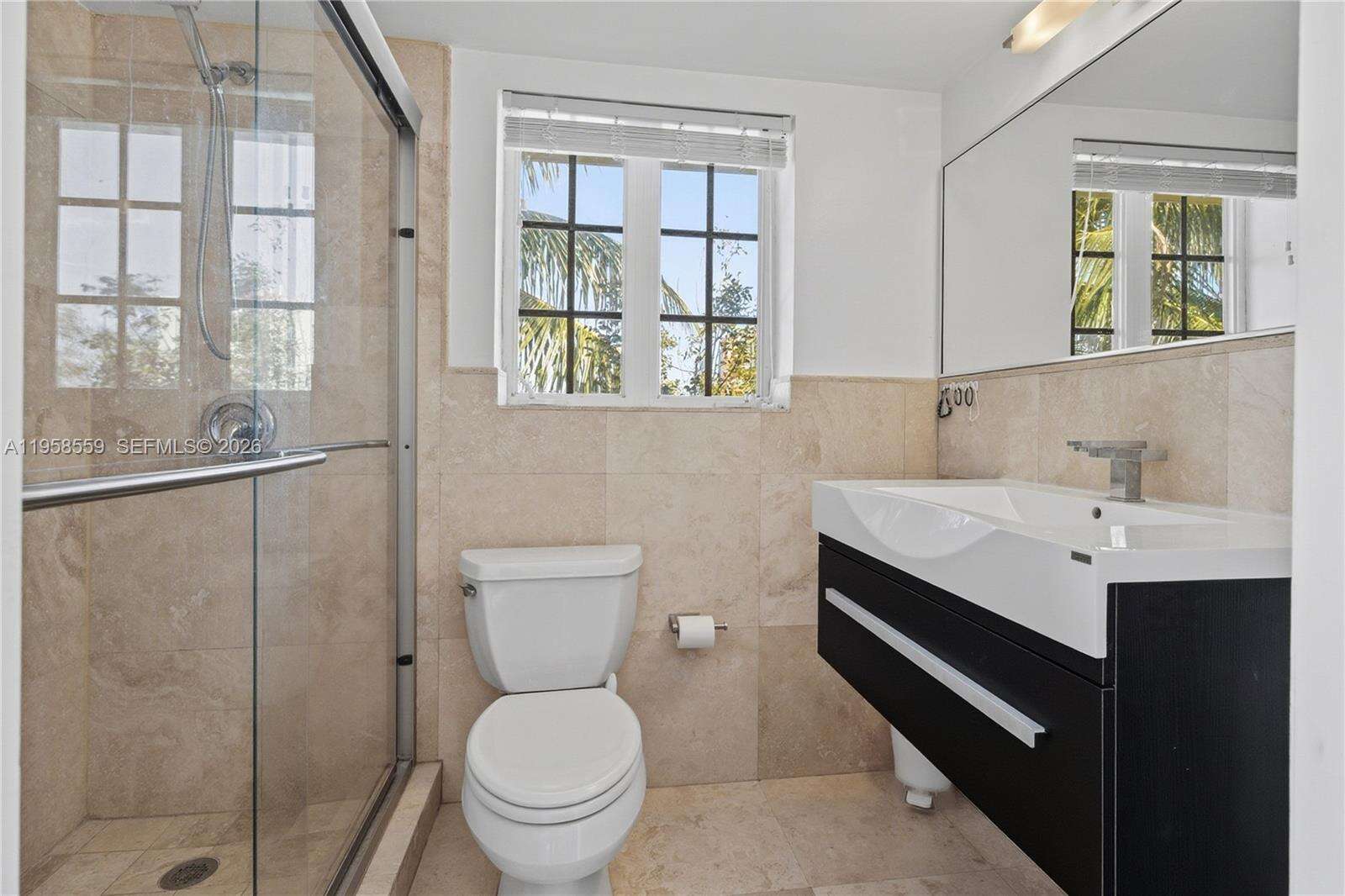 ARMITAGE PLACE NO 3 - 300 Euclid Ave, Miami Beach, FL 33139 | Picture 17