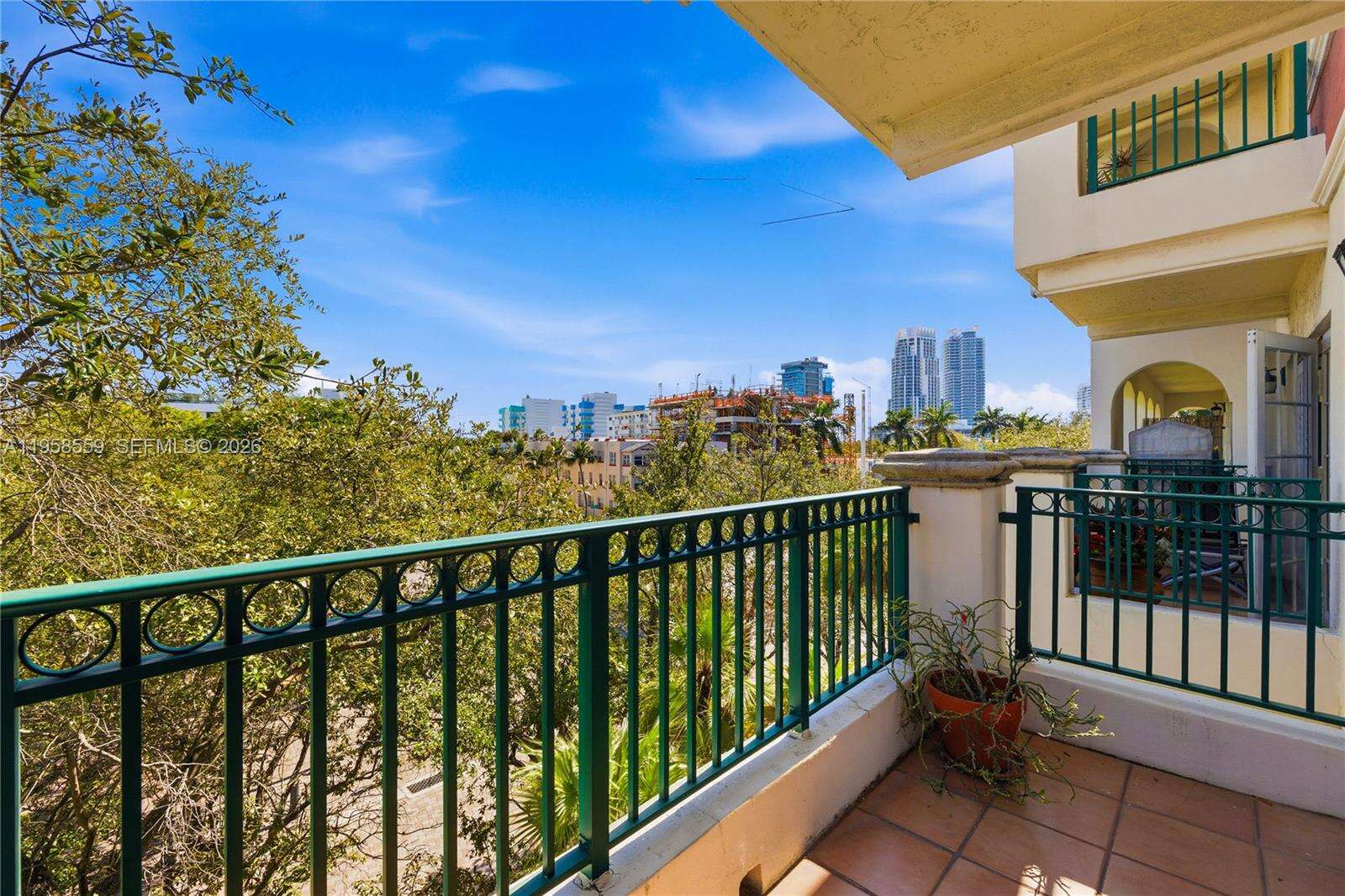 ARMITAGE PLACE NO 3 - 300 Euclid Ave, Miami Beach, FL 33139 | Picture 4