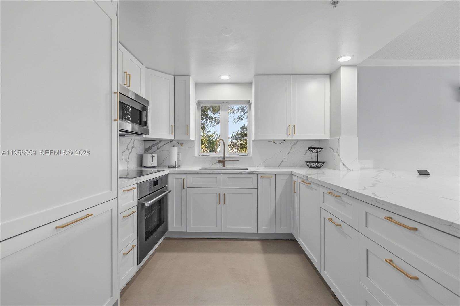 ARMITAGE PLACE NO 3 - 300 Euclid Ave, Miami Beach, FL 33139 | Picture 5