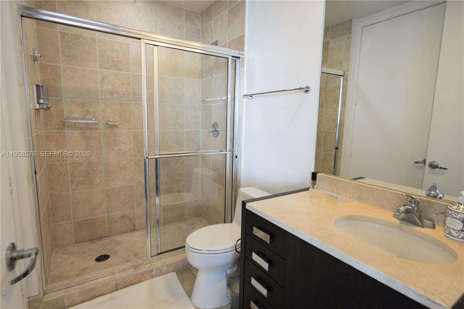 Trump Royale at 18201 Collins Ave, Sunny Isles Beach, FL 33160 - For Rent photo 28