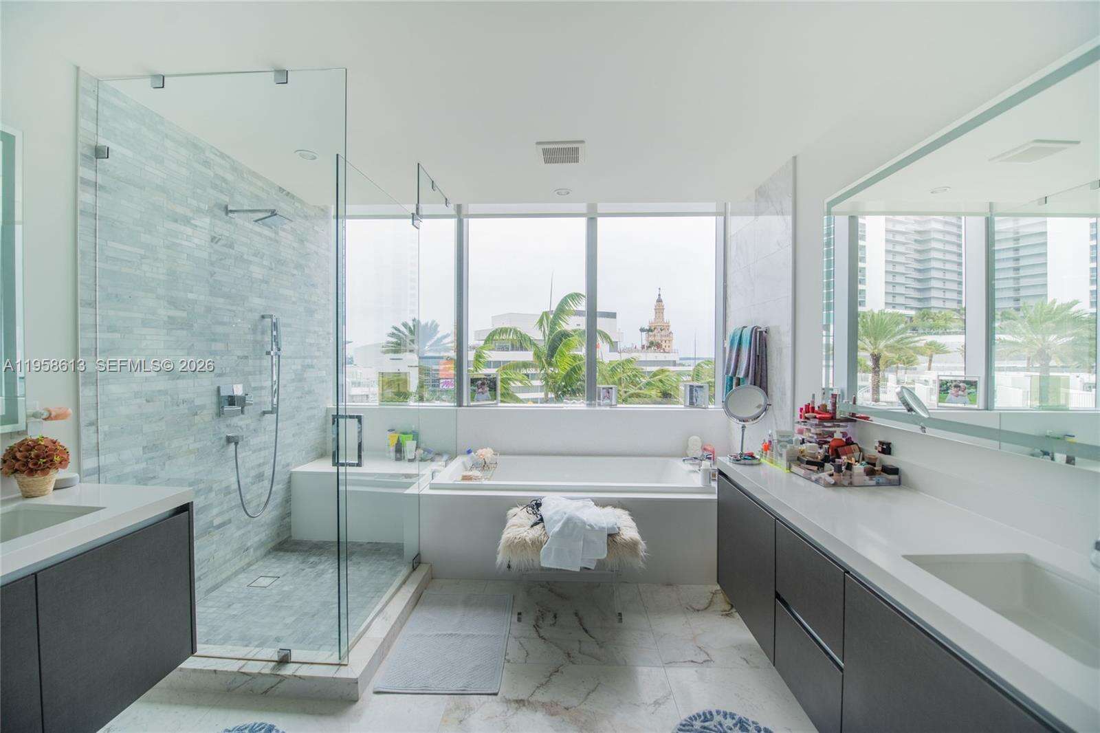 Paramount Miami Worldcenter at 851 1 Ave, Miami, FL 33132 - For Rent photo 19