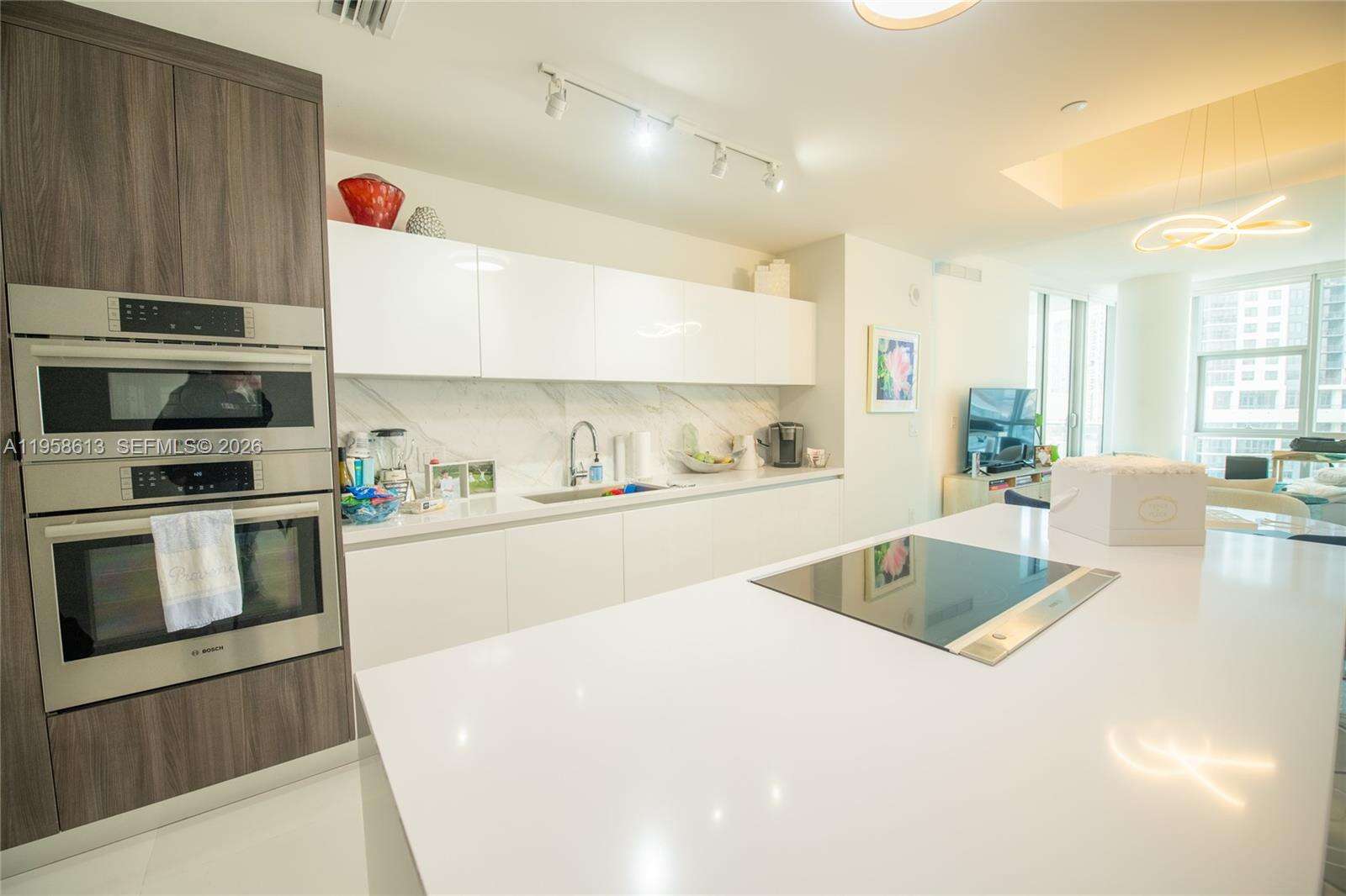 Paramount Miami Worldcenter at 851 1 Ave, Miami, FL 33132 - For Rent photo 23