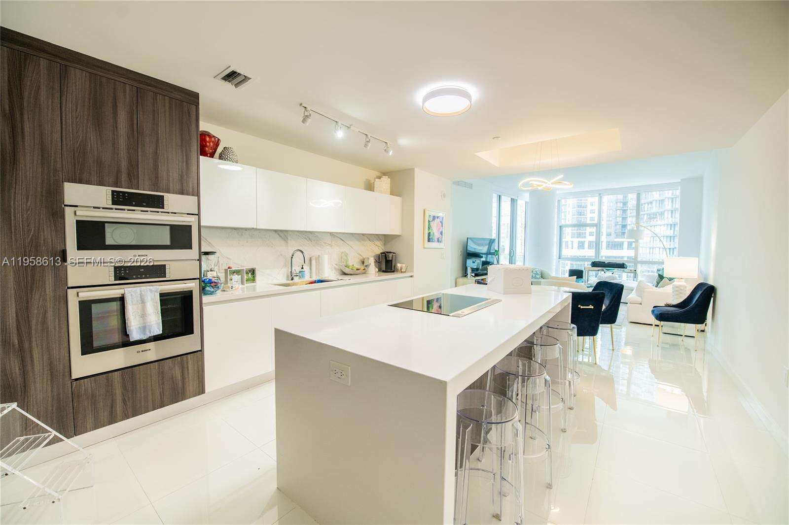 Paramount Miami Worldcenter at 851 1 Ave, Miami, FL 33132 - For Rent photo 24