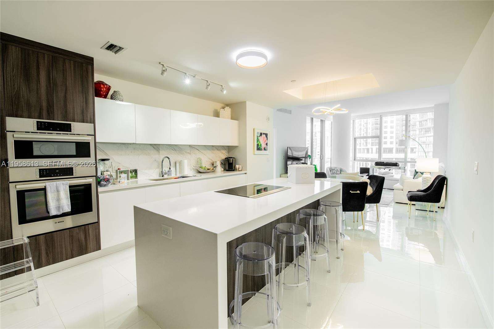 Paramount Miami Worldcenter at 851 1 Ave, Miami, FL 33132 - For Rent photo 26