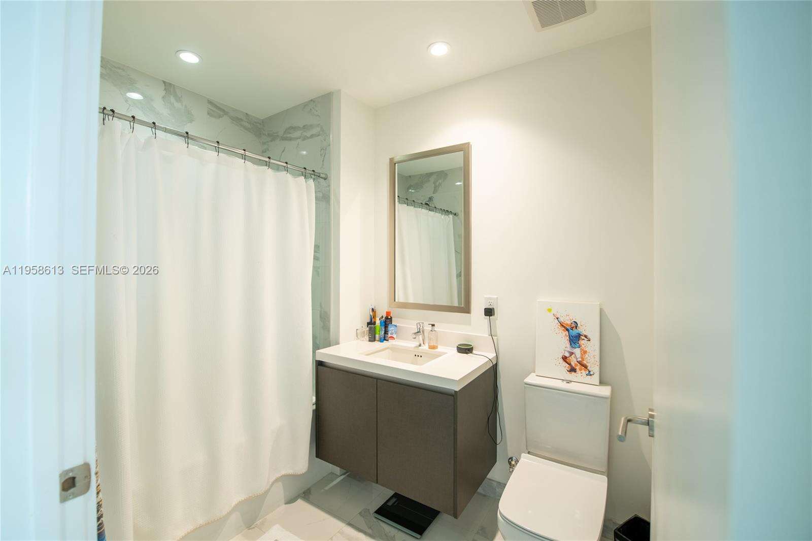 Paramount Miami Worldcenter at 851 1 Ave, Miami, FL 33132 - For Rent photo 6