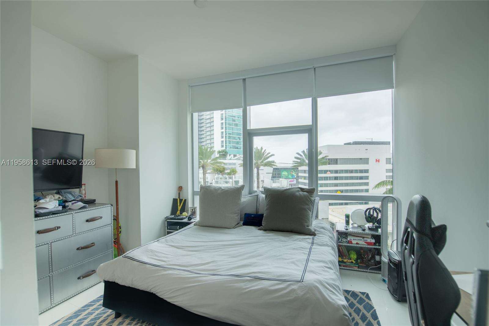 Paramount Miami Worldcenter at 851 1 Ave, Miami, FL 33132 - For Rent photo 7
