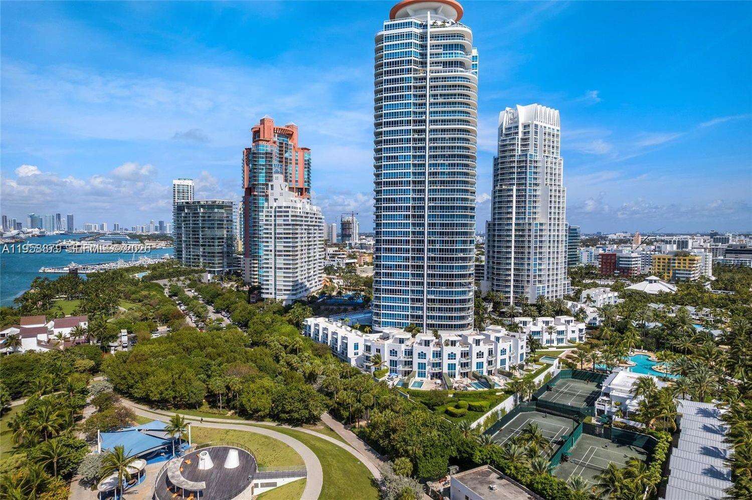 Continuum South Tower at 100 Pointe Dr, Miami Beach, FL 33139 - For Rent photo 13