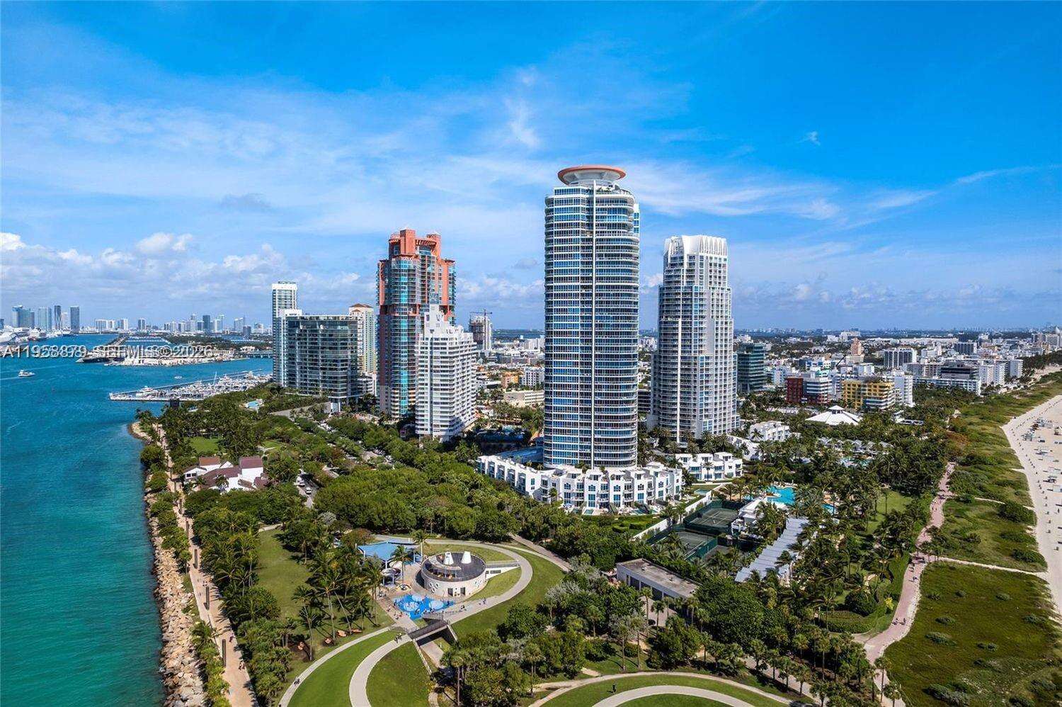 Continuum South Tower at 100 Pointe Dr, Miami Beach, FL 33139 - For Rent photo 15
