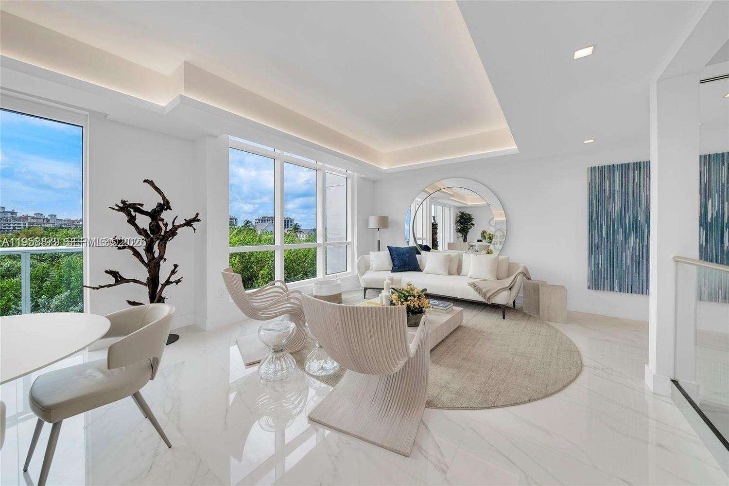 Continuum South Tower at 100 Pointe Dr, Miami Beach, FL 33139 - For Rent photo 3