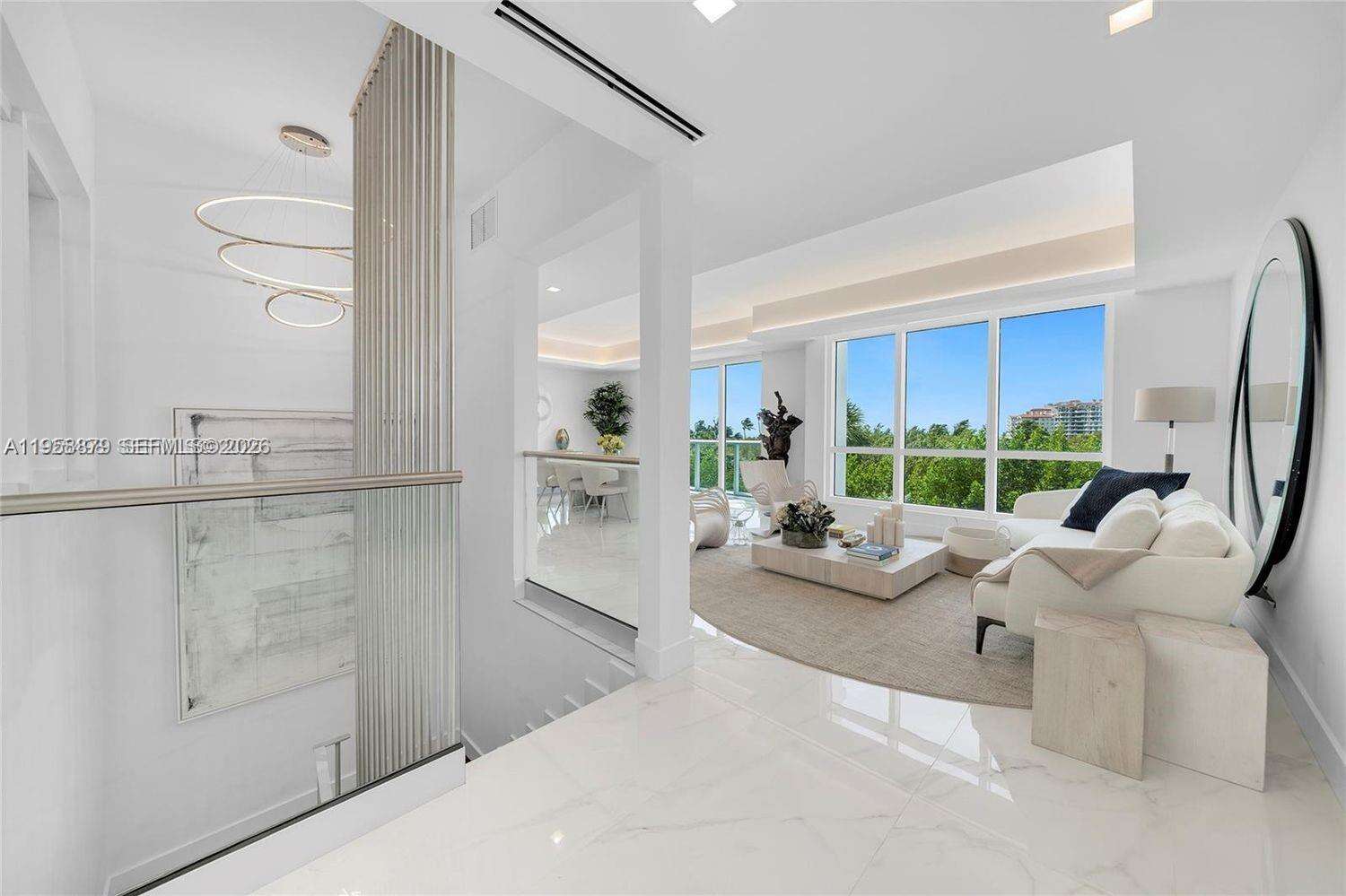 Continuum South Tower at 100 Pointe Dr, Miami Beach, FL 33139 - For Rent photo 6