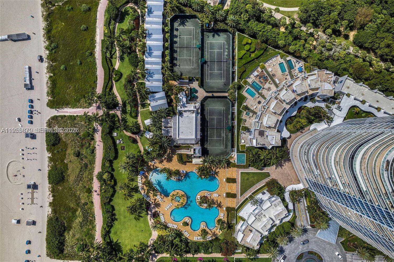Continuum South Tower at 100 Pointe Dr, Miami Beach, FL 33139 - For Rent photo 67