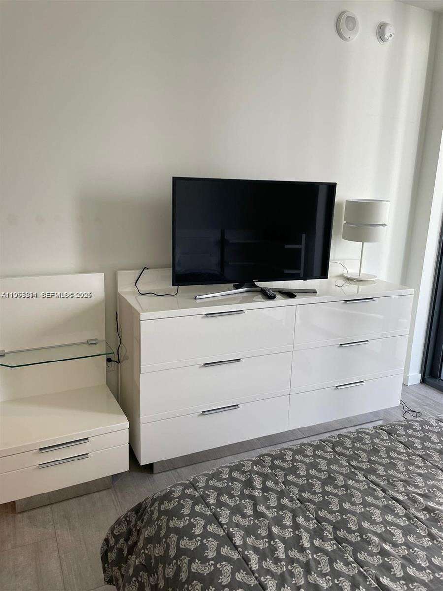 Brickell Flatiron at 1000 Brickell Plaza, Miami, FL 33131 - For Rent photo 9