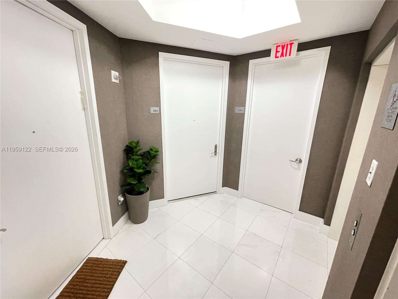 Trump Tower 2 at 15901 Collins Ave, Sunny Isles Beach, FL 33160 - For Rent photo 2