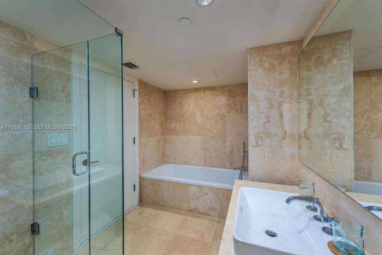 1 Hotel & Homes at 102 24 St, Miami Beach, FL 33139 - For Rent photo 7