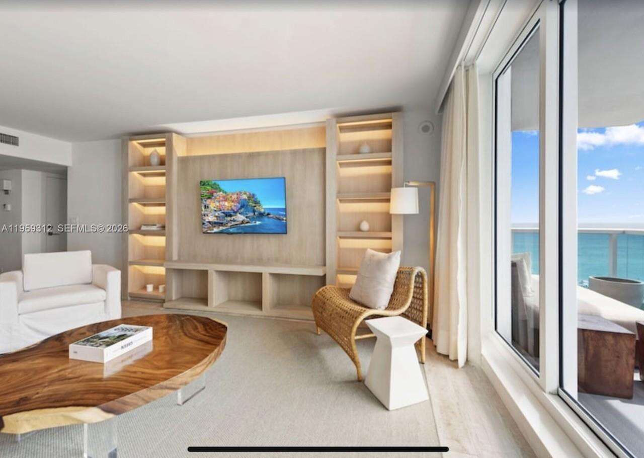 1 Hotel & Homes at 102 24 St, Miami Beach, FL 33139 - For Rent photo 1