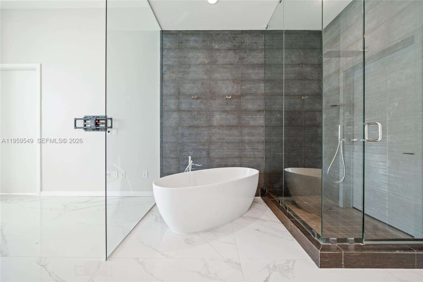 Gran Paraiso at 480 31 St, Miami, FL 33137 - For Rent photo 17