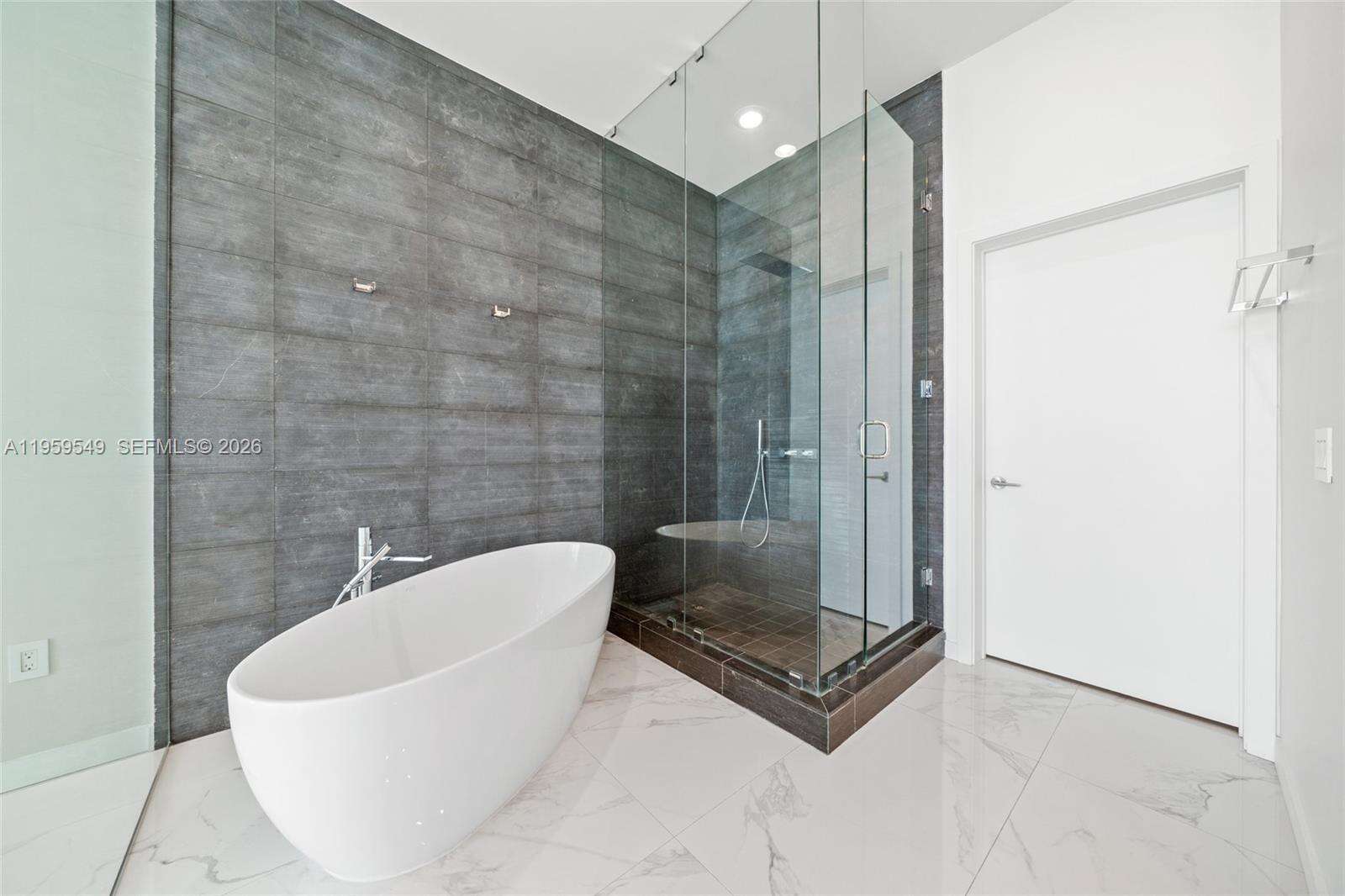 Gran Paraiso at 480 31 St, Miami, FL 33137 - For Rent photo 18