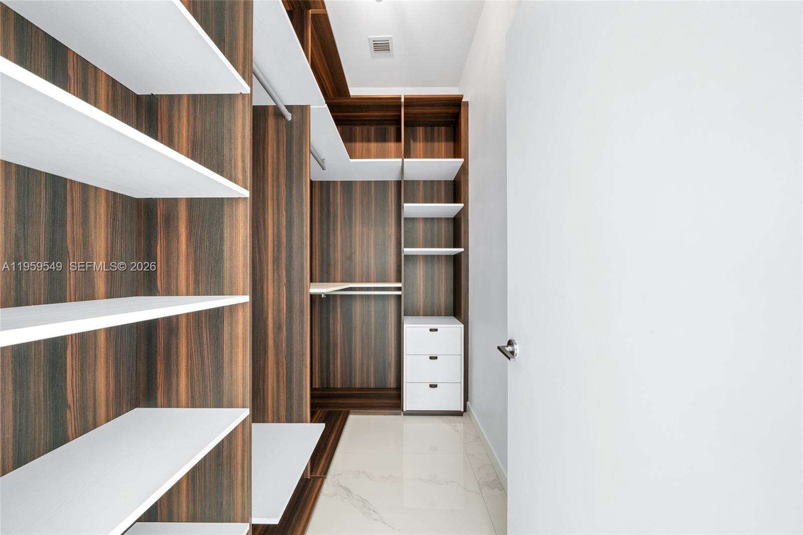 Gran Paraiso at 480 31 St, Miami, FL 33137 - For Rent photo 34