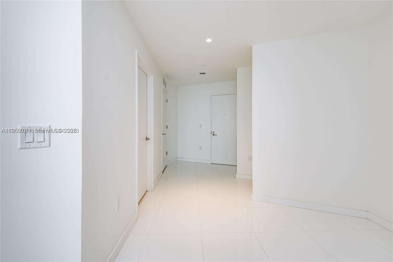 Paramount Miami Worldcenter at 851 1 Ave, Miami, FL 33132 - For Rent photo 14