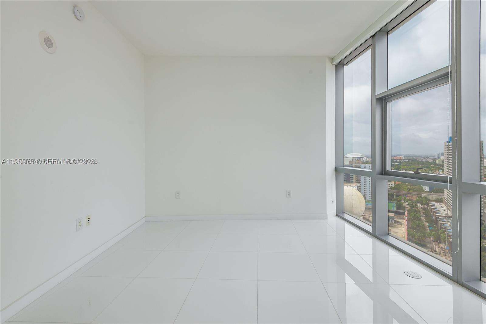 Paramount Miami Worldcenter at 851 1 Ave, Miami, FL 33132 - For Rent photo 22