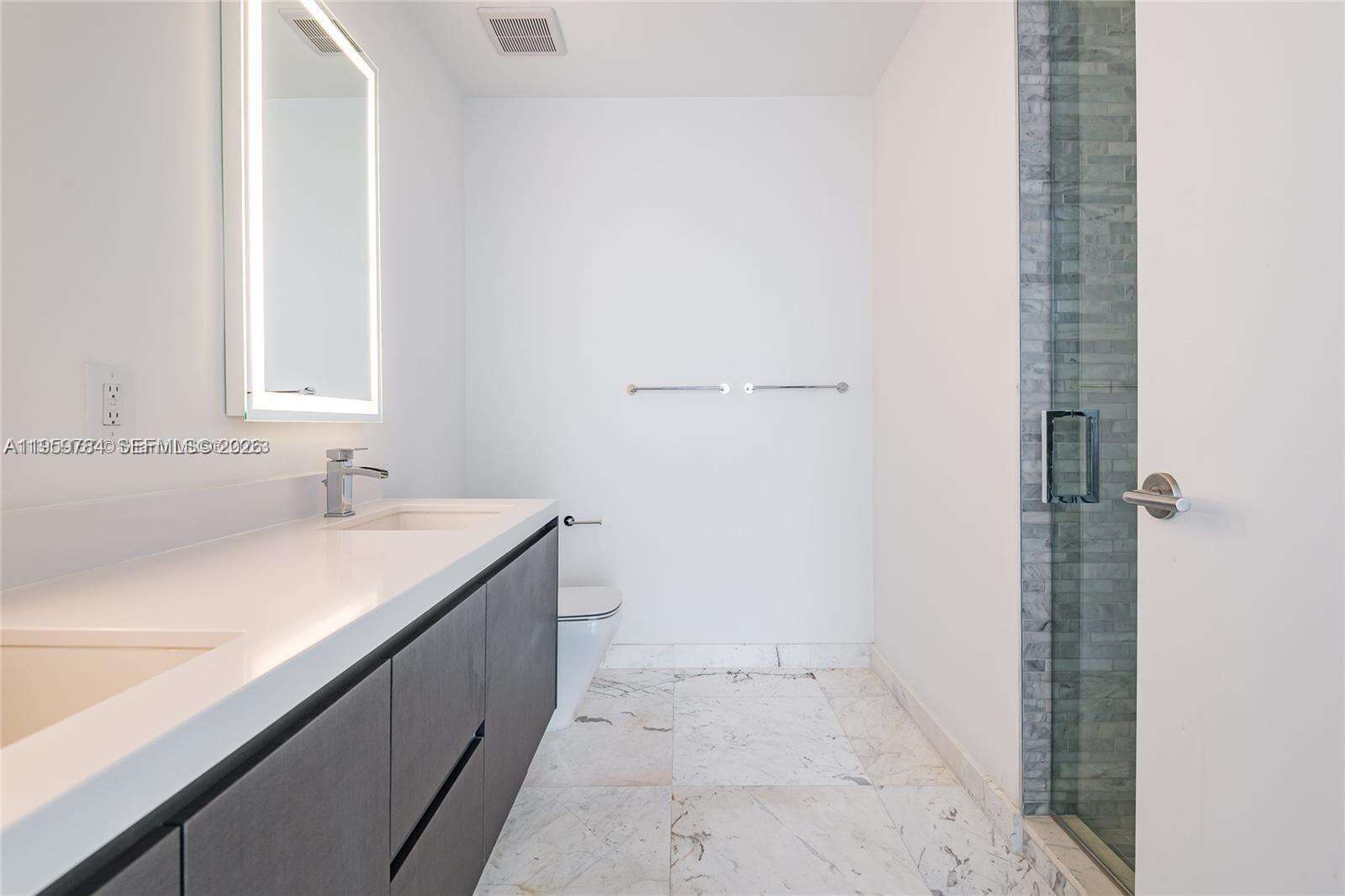 Paramount Miami Worldcenter at 851 1 Ave, Miami, FL 33132 - For Rent photo 28
