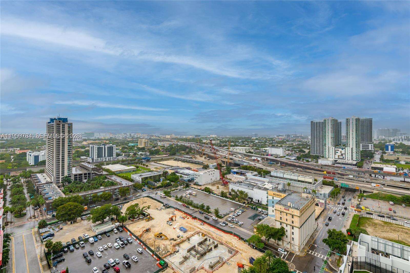 Paramount Miami Worldcenter at 851 1 Ave, Miami, FL 33132 - For Rent photo 31