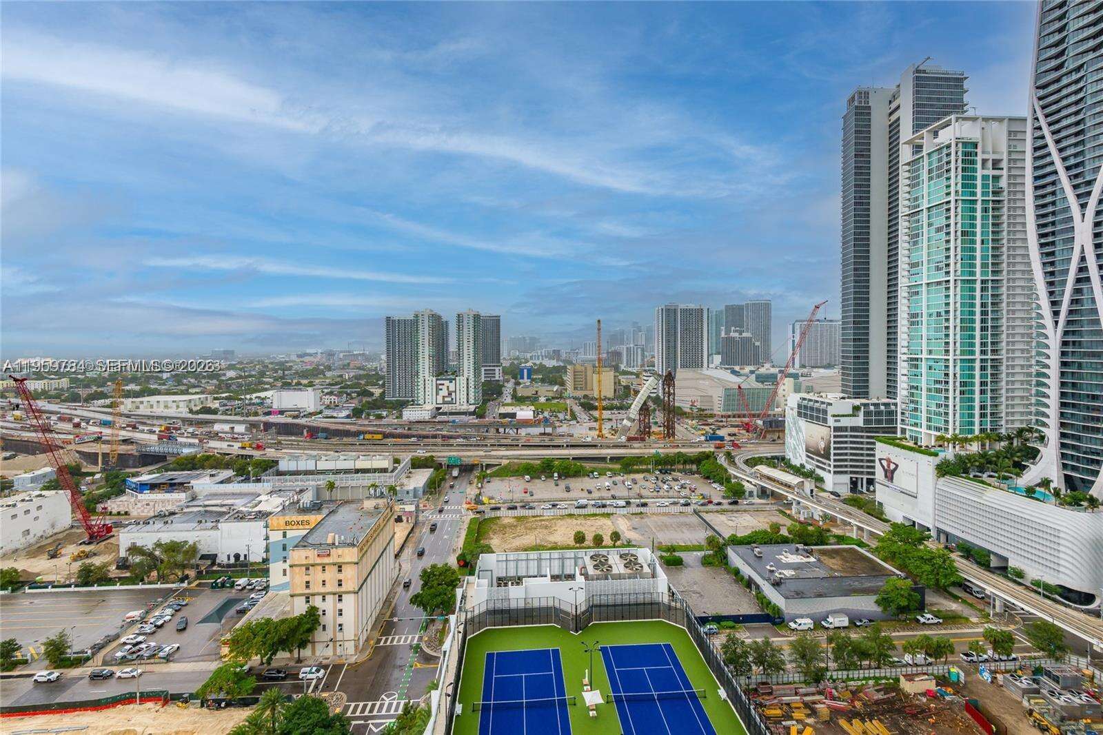 Paramount Miami Worldcenter at 851 1 Ave, Miami, FL 33132 - For Rent photo 38