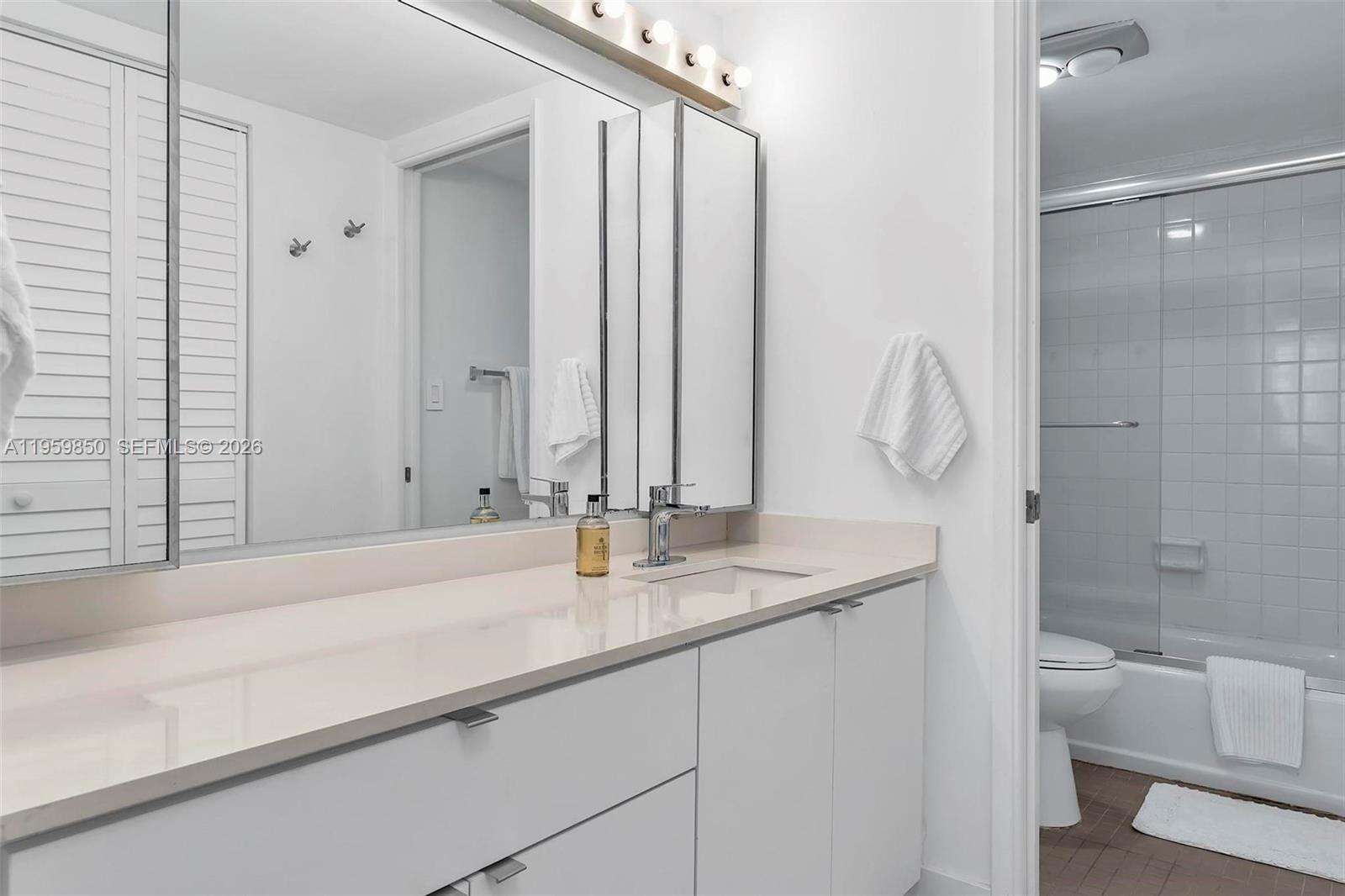 Brickell Place at 1865 Brickell Ave, Miami, FL 33129 - For Rent photo 32
