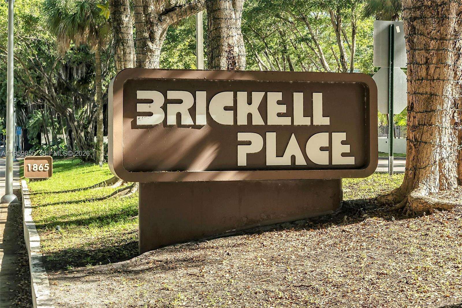 Brickell Place at 1865 Brickell Ave, Miami, FL 33129 - For Rent photo 41