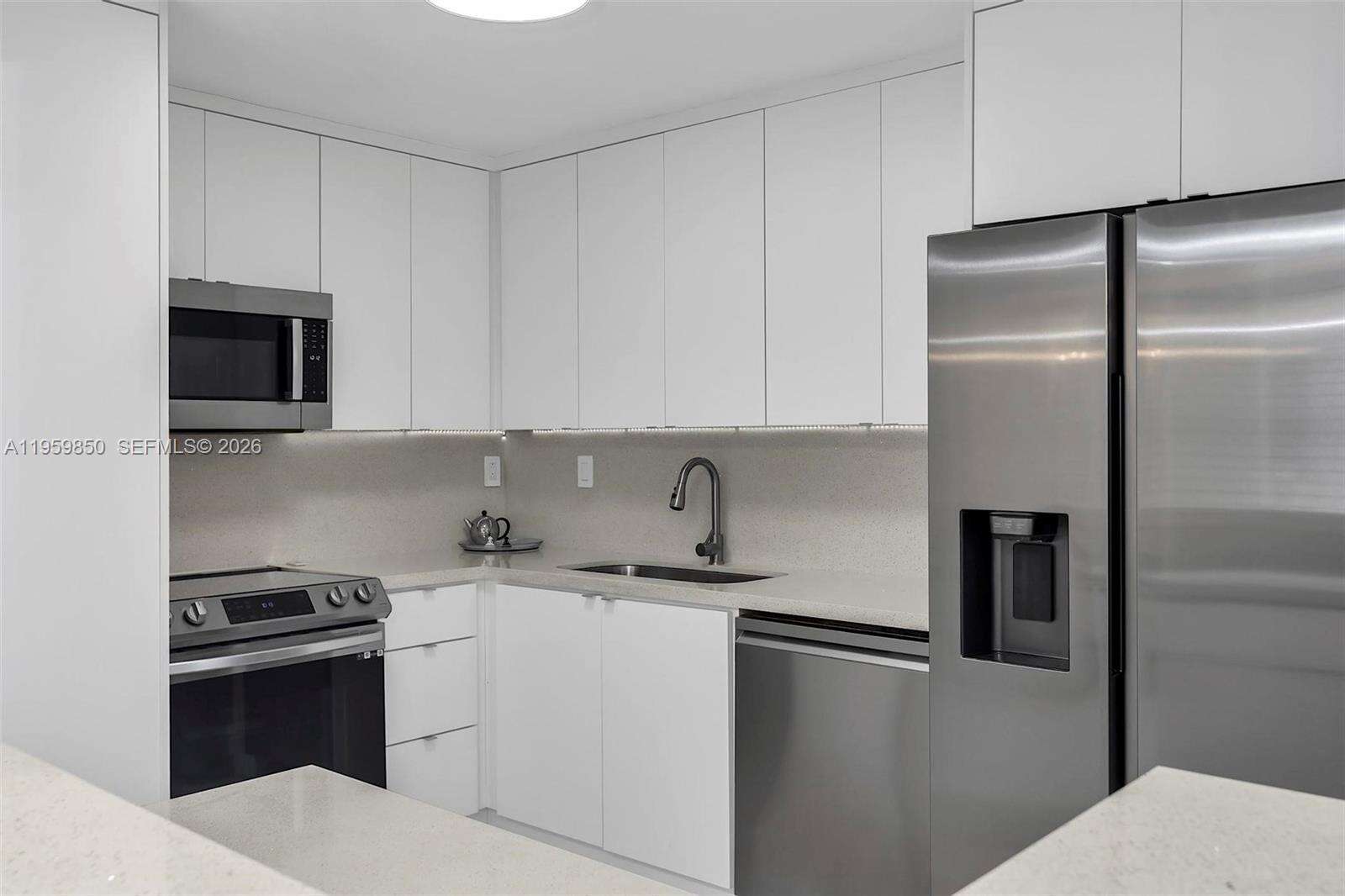 Brickell Place at 1865 Brickell Ave, Miami, FL 33129 - For Rent photo 10