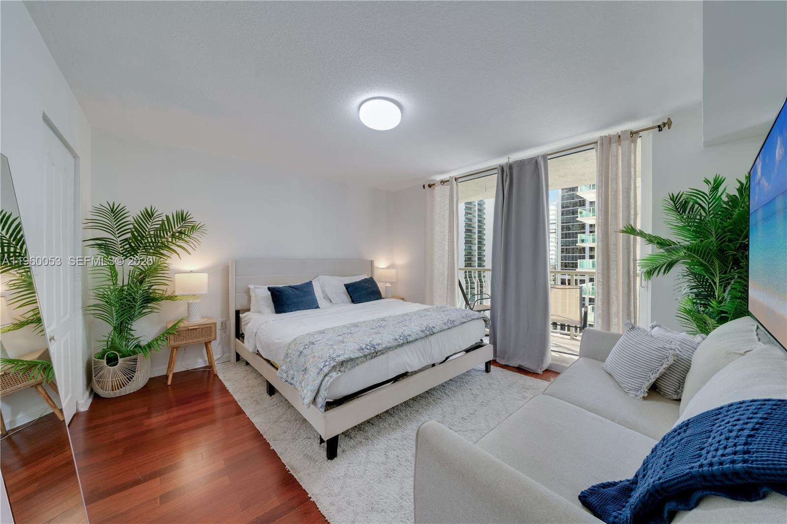 The Club At Brickell Bay at 1200 Brickell Bay Dr, Miami, FL 33131 - For Rent photo 19