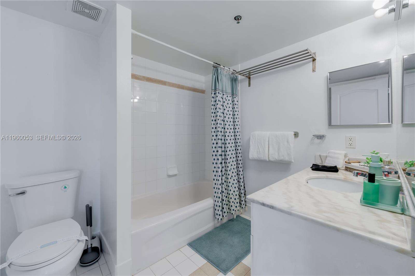 The Club At Brickell Bay at 1200 Brickell Bay Dr, Miami, FL 33131 - For Rent photo 22