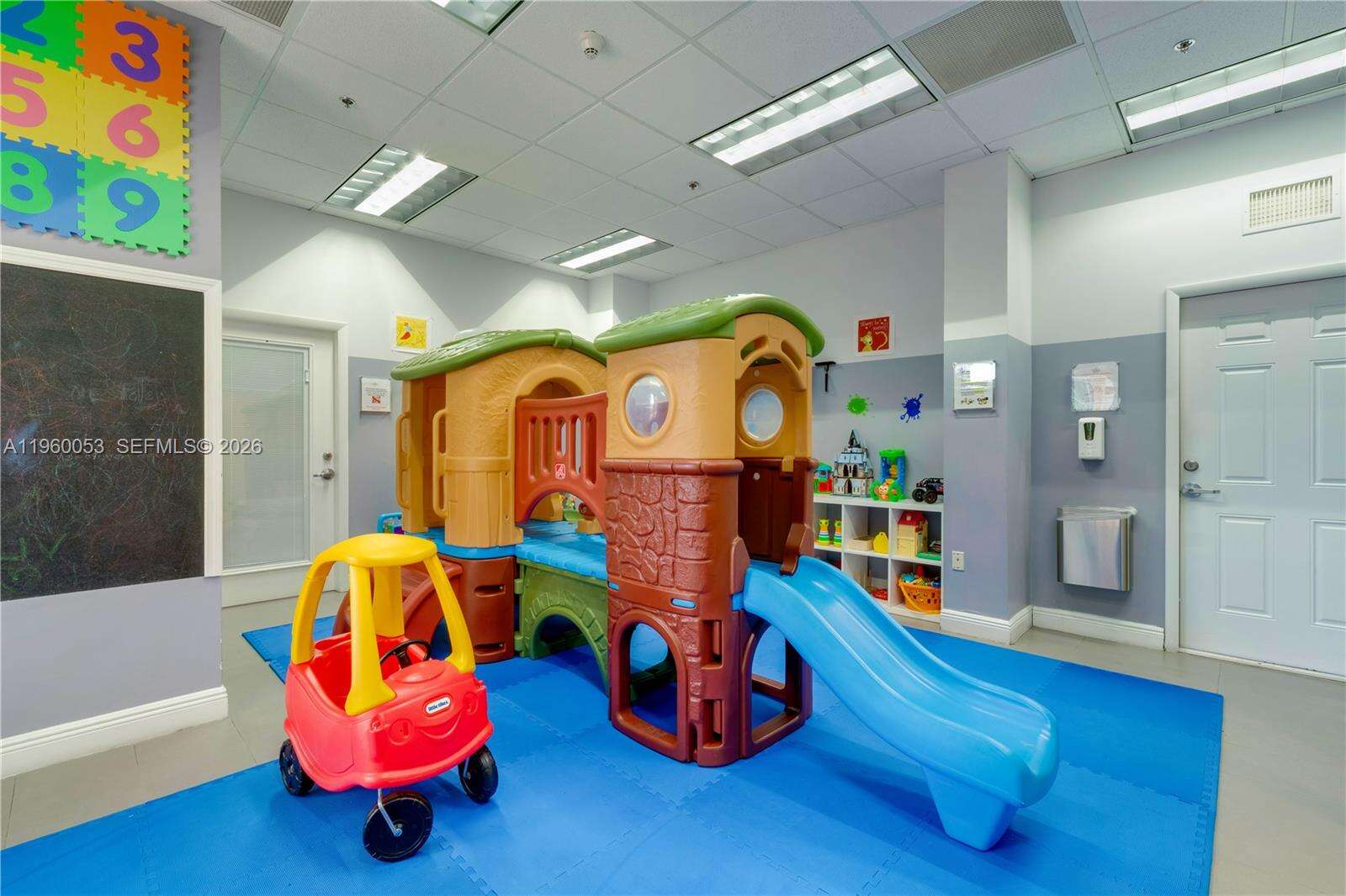 The Club At Brickell Bay at 1200 Brickell Bay Dr, Miami, FL 33131 - For Rent photo 27
