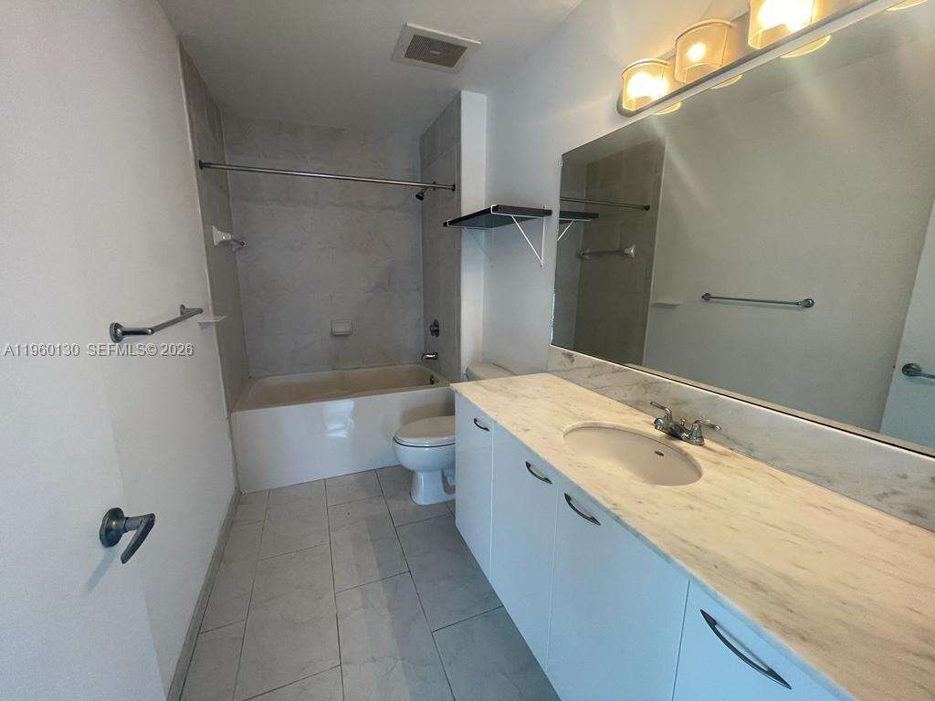 The Loft 2 at 133 2 Ave, Miami, FL 33132 - For Rent photo 3