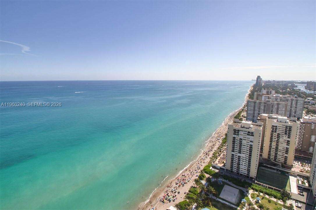 The Beach Club Two at 1830 Ocean Dr, Hallandale Beach, FL 33009 - For Rent photo 18