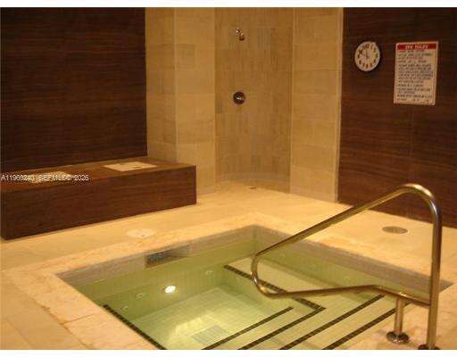 The Beach Club Two at 1830 Ocean Dr, Hallandale Beach, FL 33009 - For Rent photo 25