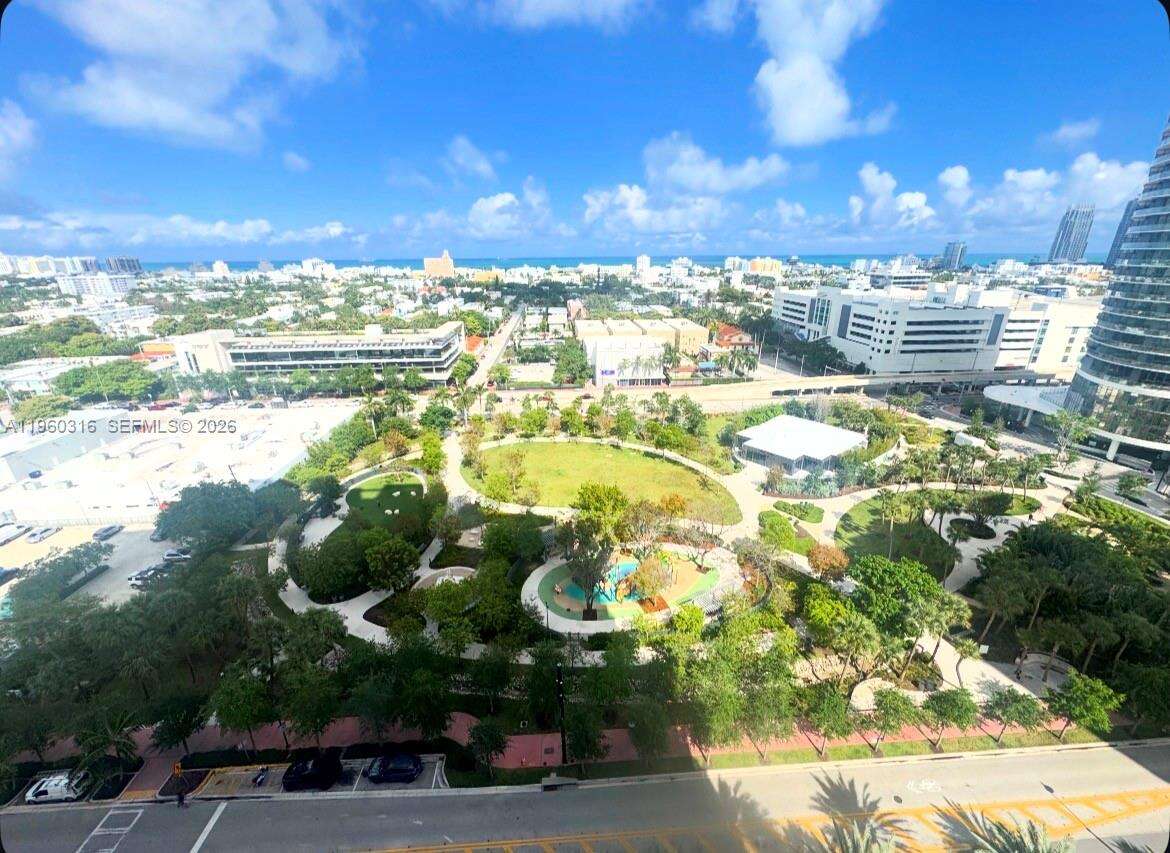 The Floridian at 650 W Ave, Miami Beach, FL 33139 - For Rent photo 3