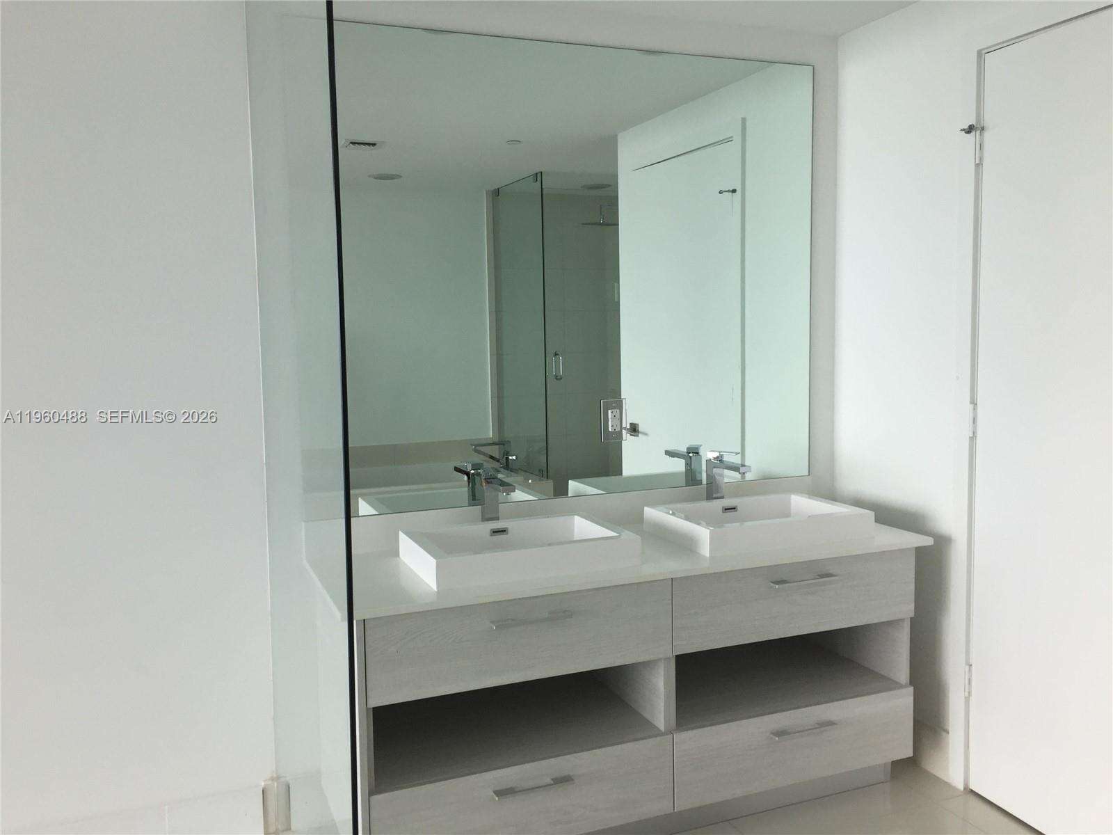 Paraiso Bay at 650 32 St, Miami, FL 33137 - For Rent photo 6