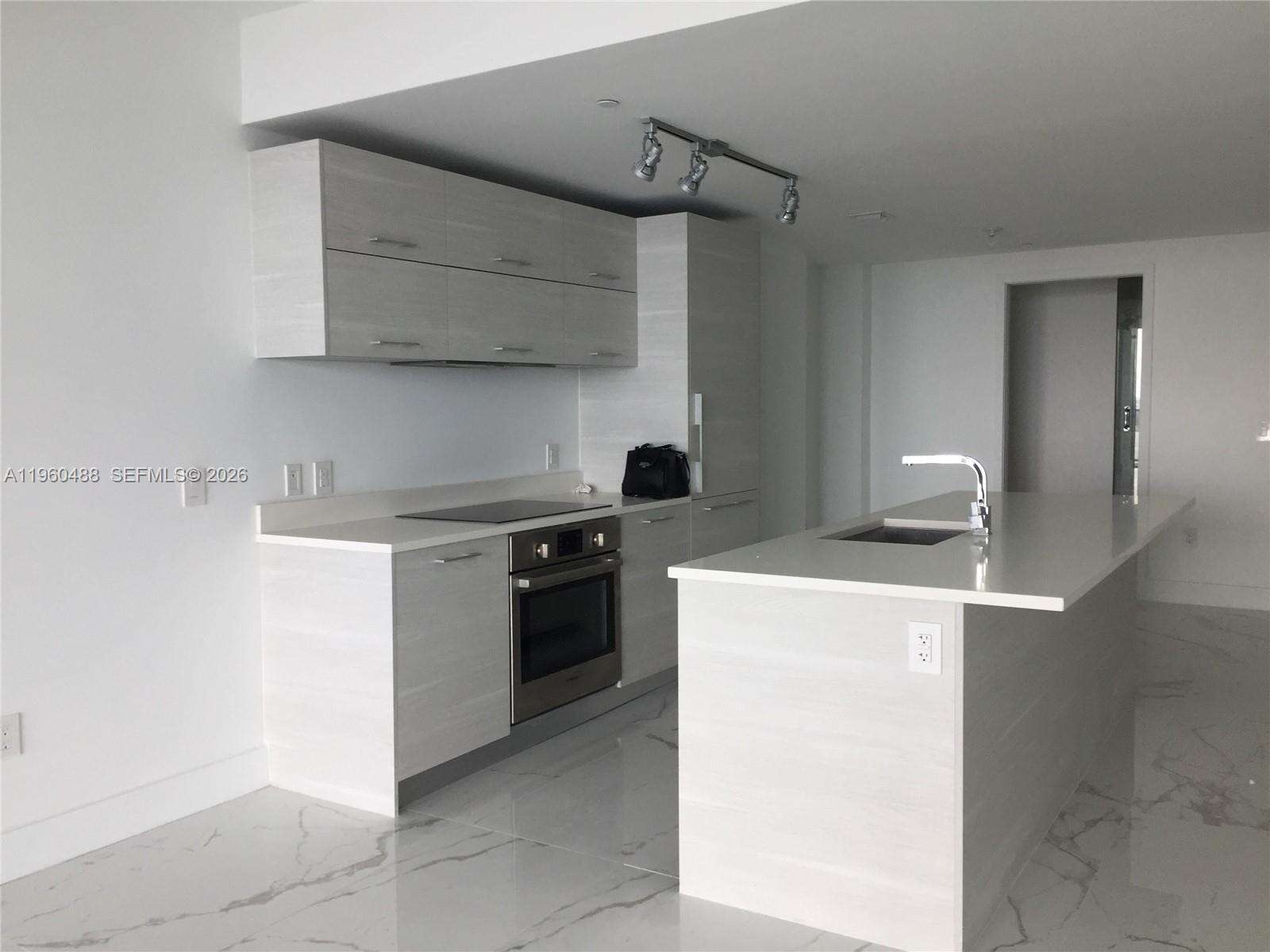 Paraiso Bay at 650 32 St, Miami, FL 33137 - For Rent photo 8