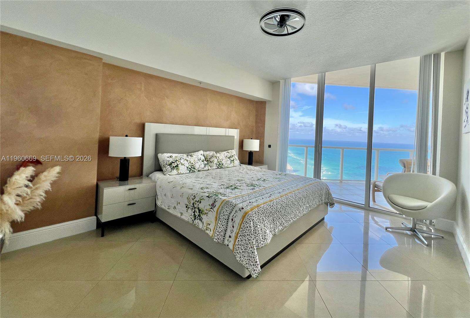 La Perla at 16699 Collins Ave, Sunny Isles Beach, FL 33160 - For Rent photo 12