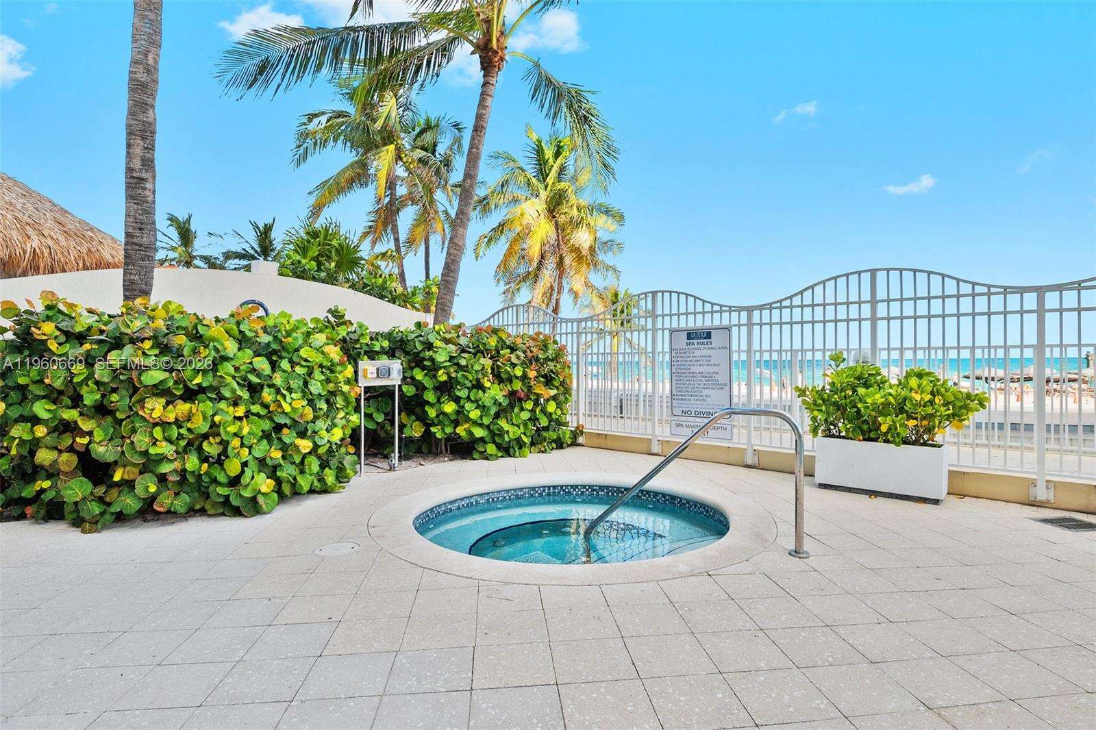 La Perla at 16699 Collins Ave, Sunny Isles Beach, FL 33160 - For Rent photo 36