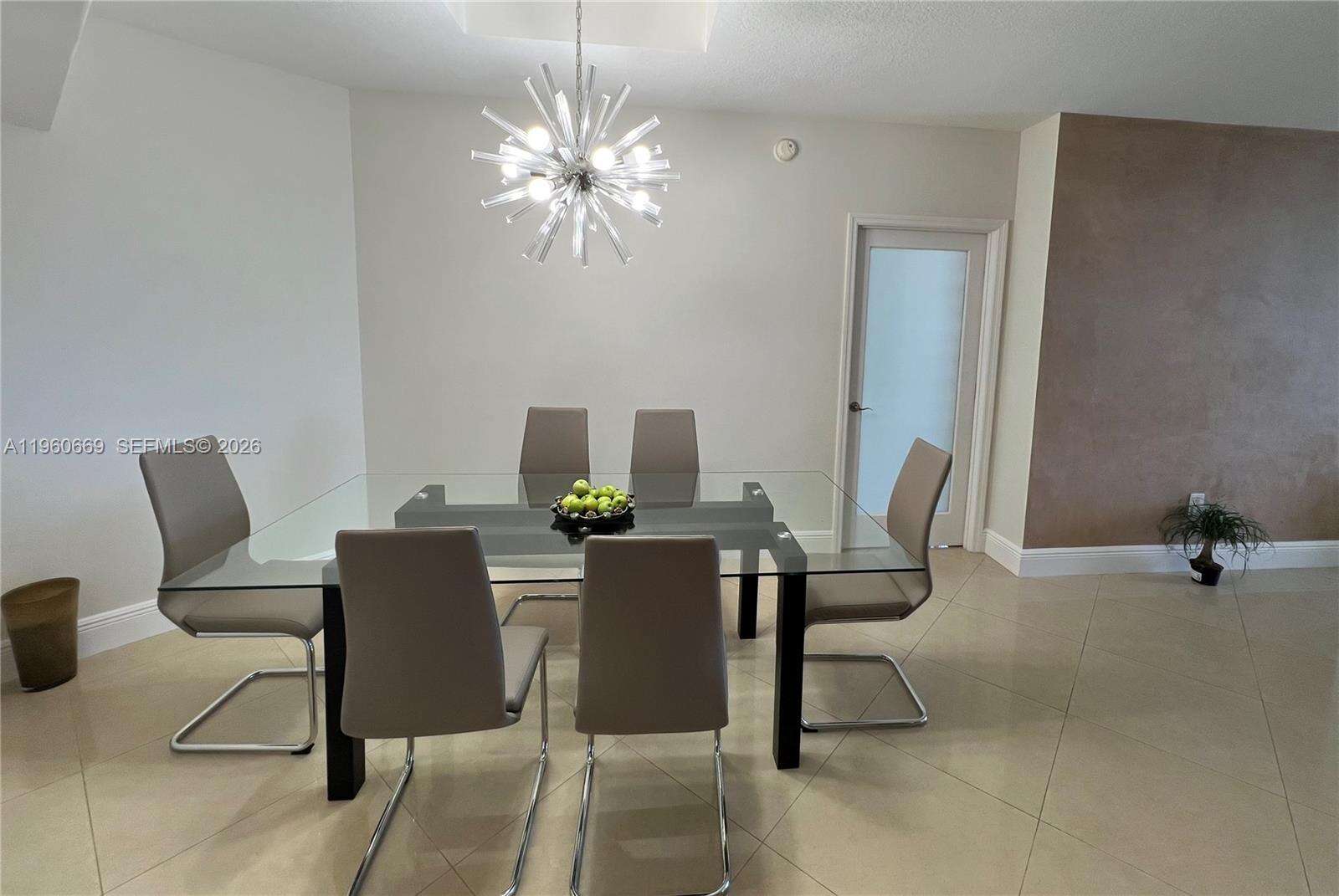La Perla at 16699 Collins Ave, Sunny Isles Beach, FL 33160 - For Rent photo 7