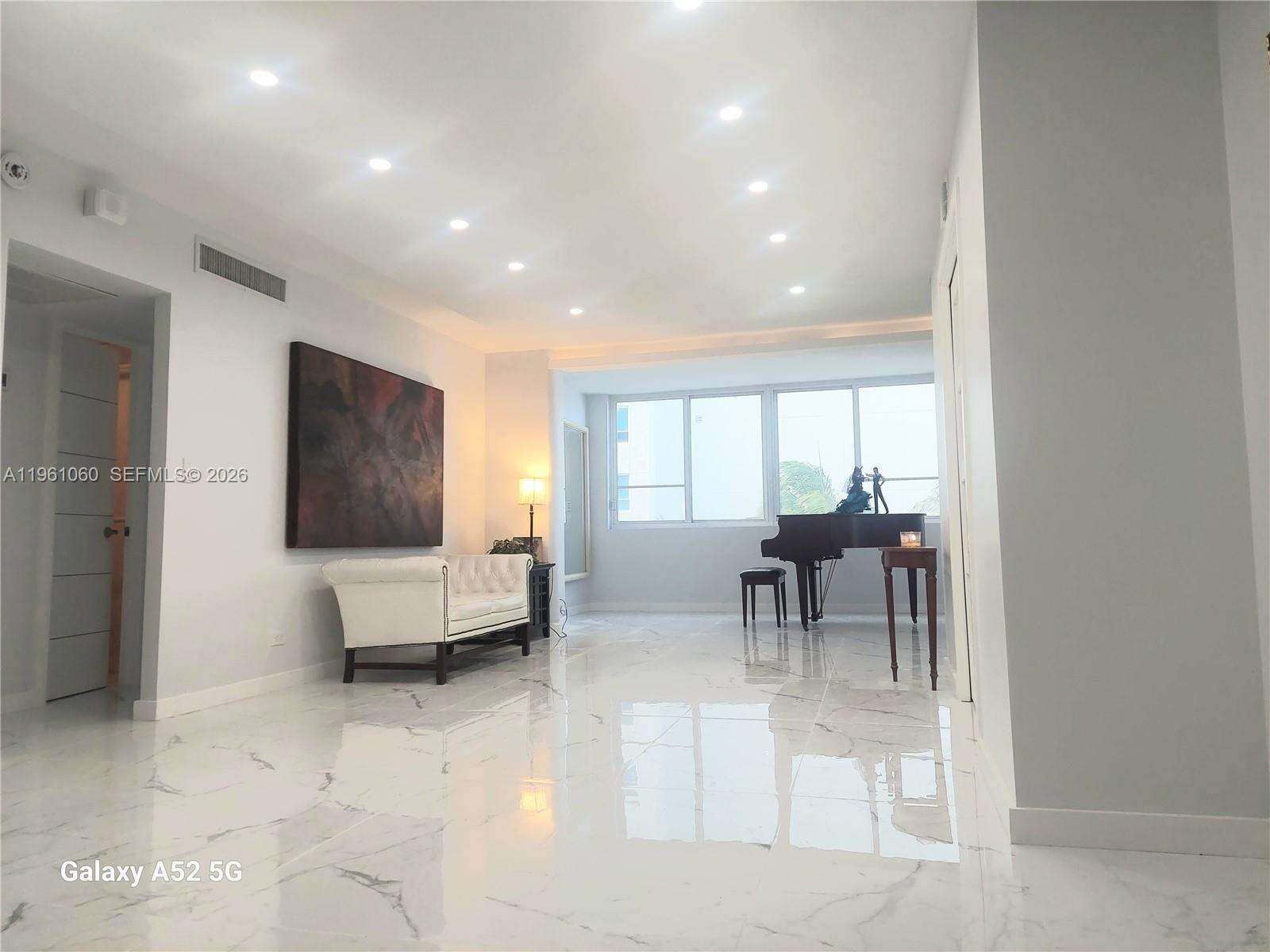 The Carriage Club North at Miami Beach, FL 33140 - For Rent photo 2