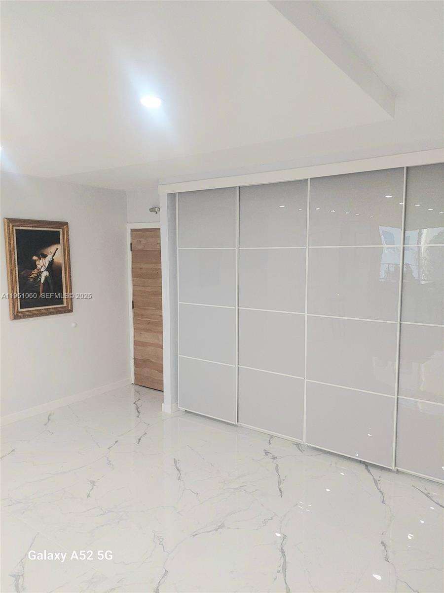 The Carriage Club North at Miami Beach, FL 33140 - For Rent photo 16